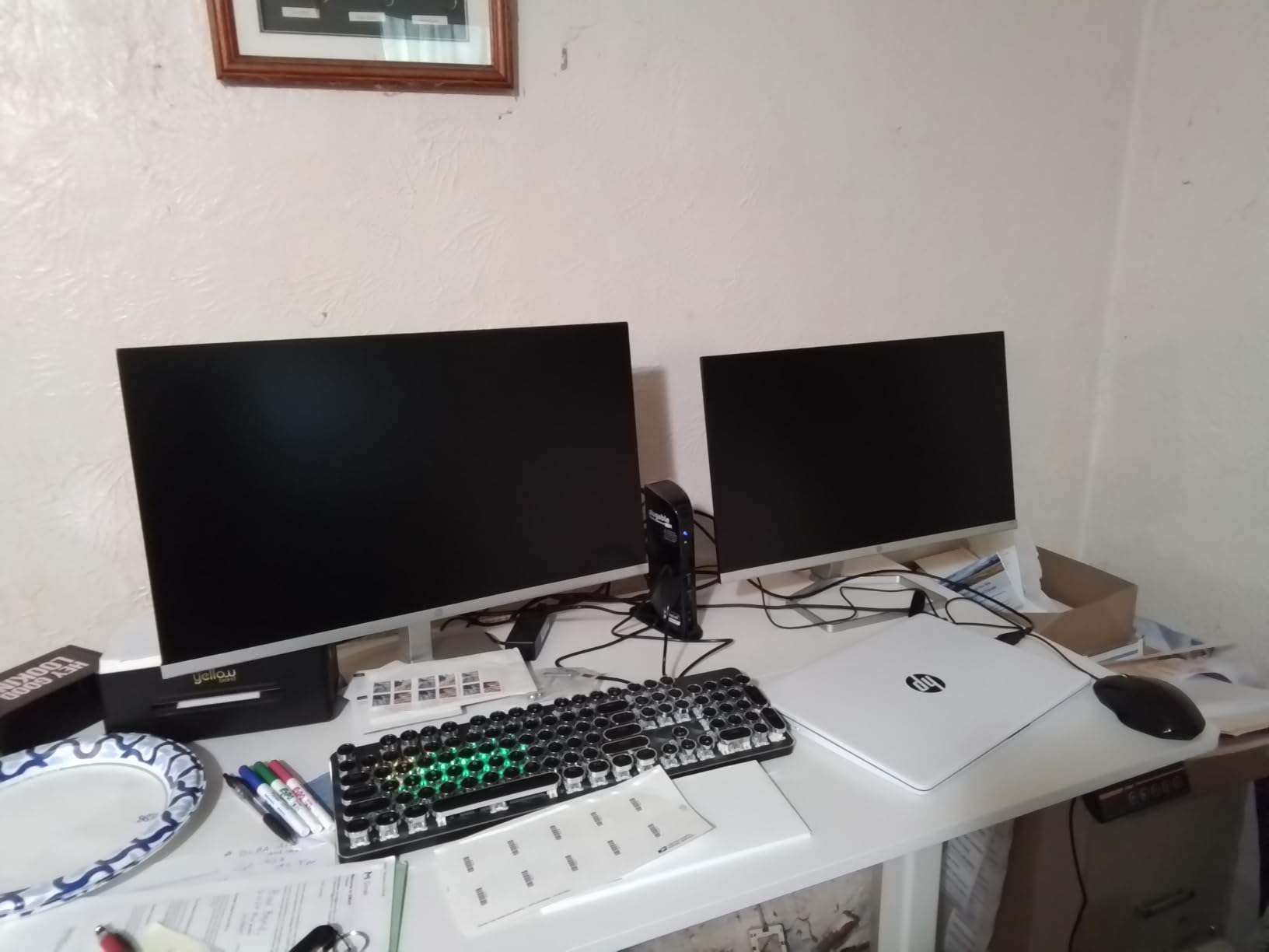 Plugable Universal Laptop Docking Station Dual HDMI Monitor for Windows and Mac (Driver Required), USB 3.0 or USB-C, 2X HDMI, Gigabit Ethernet, Audio, 6 USB Ports (UD-3900) customer photo 2