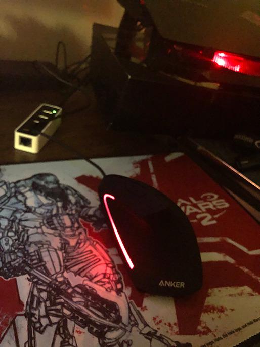 Anker USB Wired Vertical Mouse, Ergonomic Mouse for Computer and Laptops customer photo 1