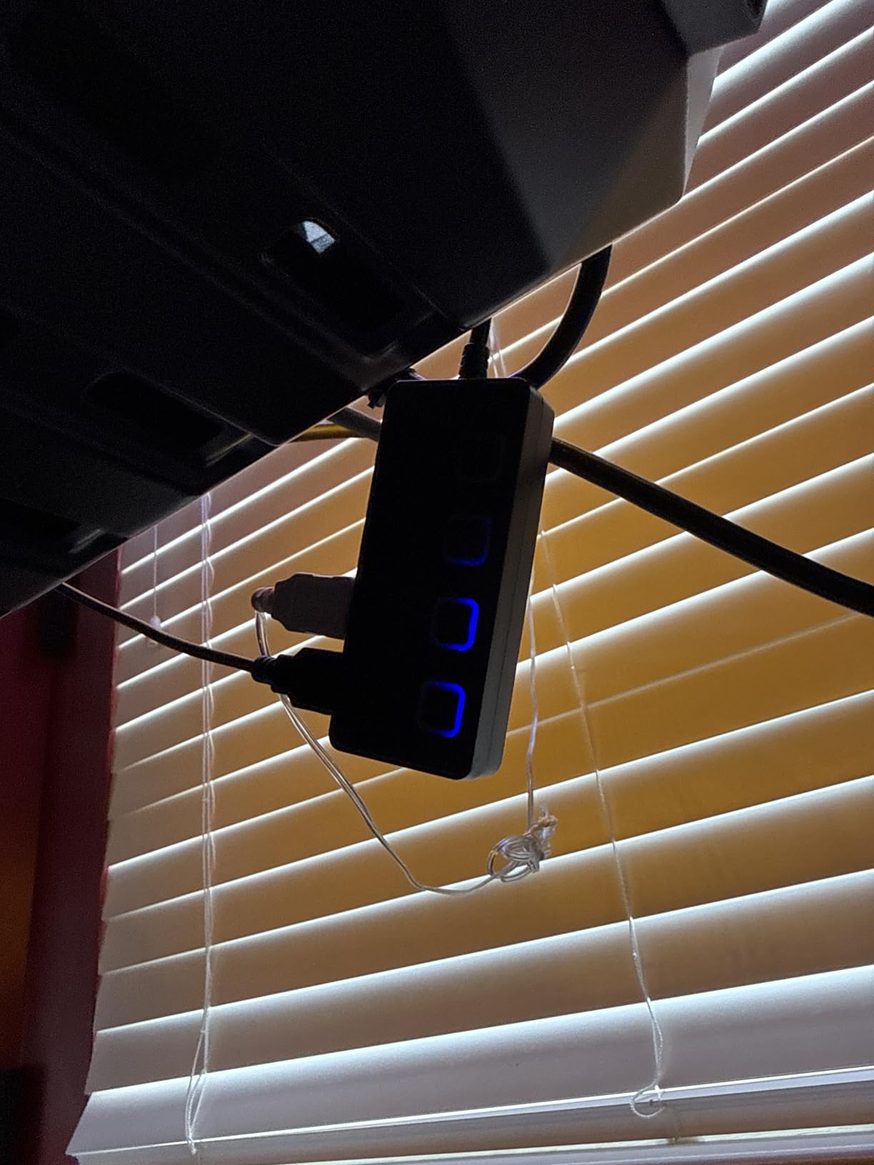 SABRENT 4-Port USB 3.0 Hub with Individual Power Switches (HB-UM43) customer photo 1