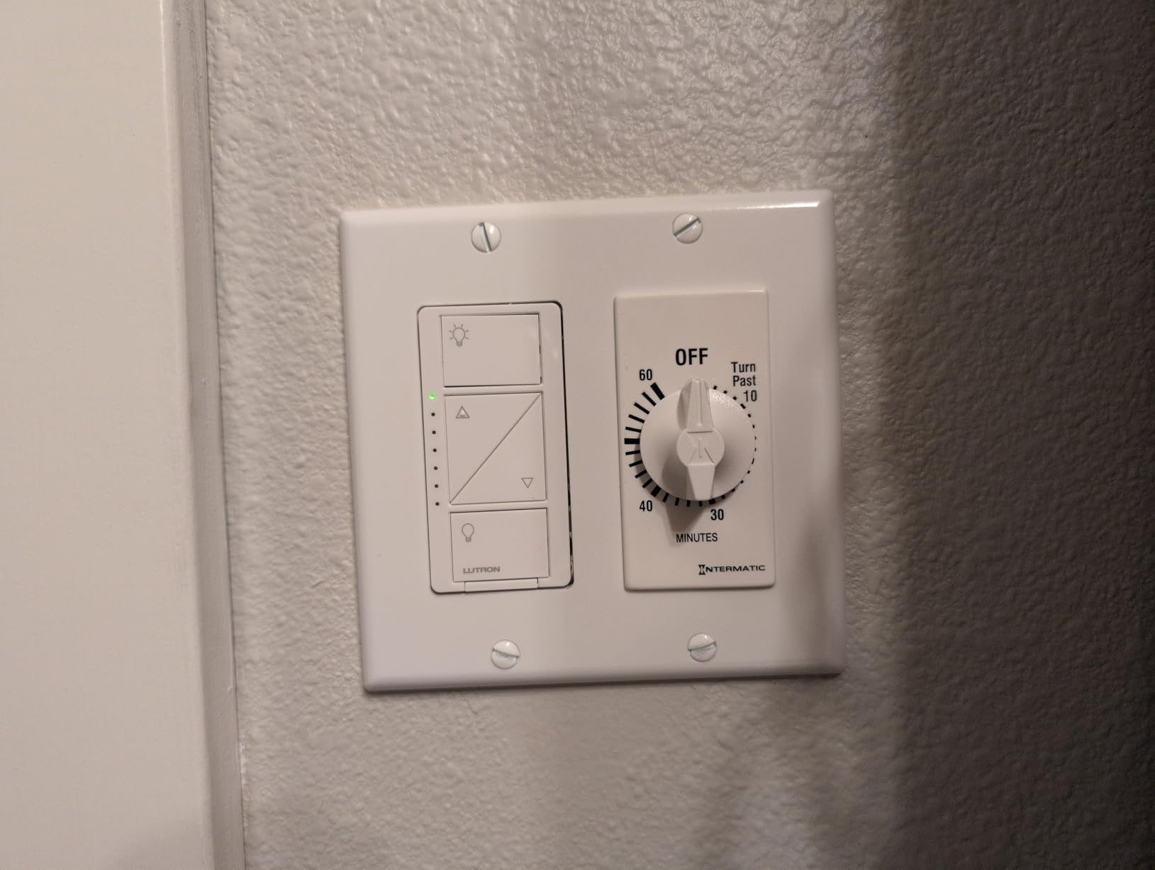 Lutron Caseta Smart Dimmer Switch (Smart Hub Required), No Neutral Required customer photo 1