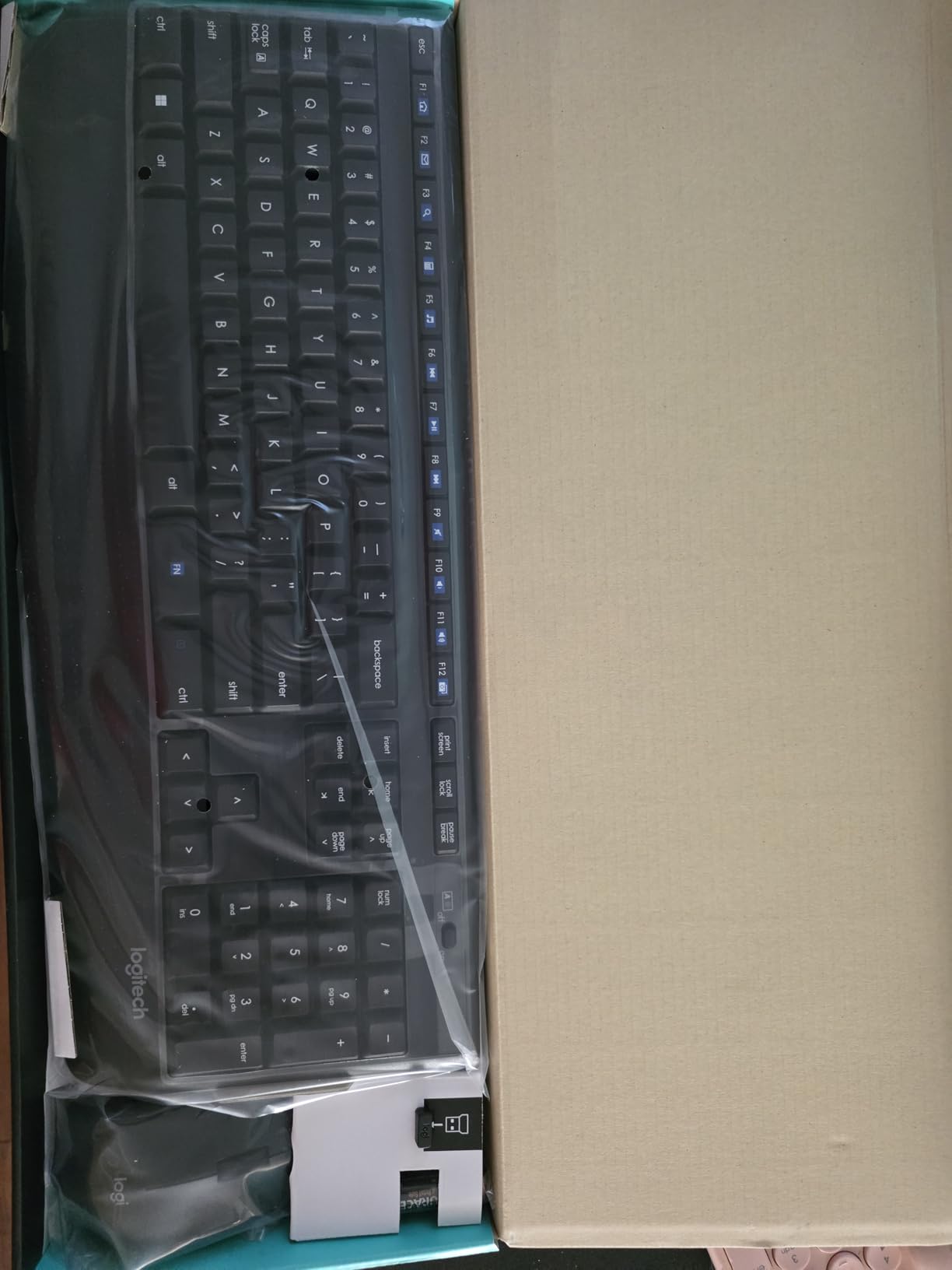 Logitech MK345 Full Size Wireless Keyboard and Mouse Combo - Black customer photo 2