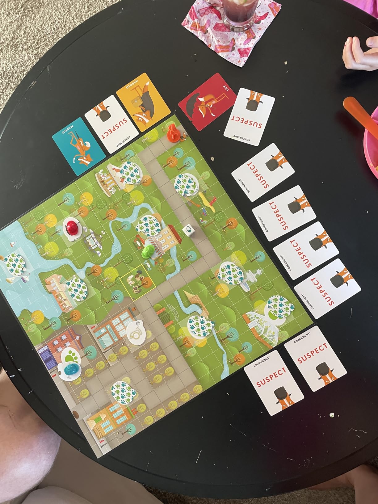 OUTFOXED, A CLASSIC WHO DUNNIT GAME FOR PRESCHOOLERS, 4 players customer photo 1