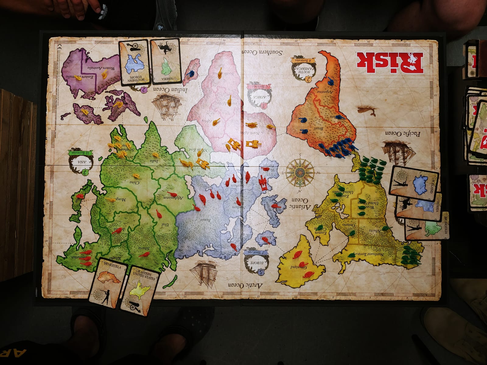 Risk Board Game, Strategy Games for 2-5 Players, Strategy Board Games for Teens, Adults, and Family, War Games, Ages 10 and Up customer photo 1