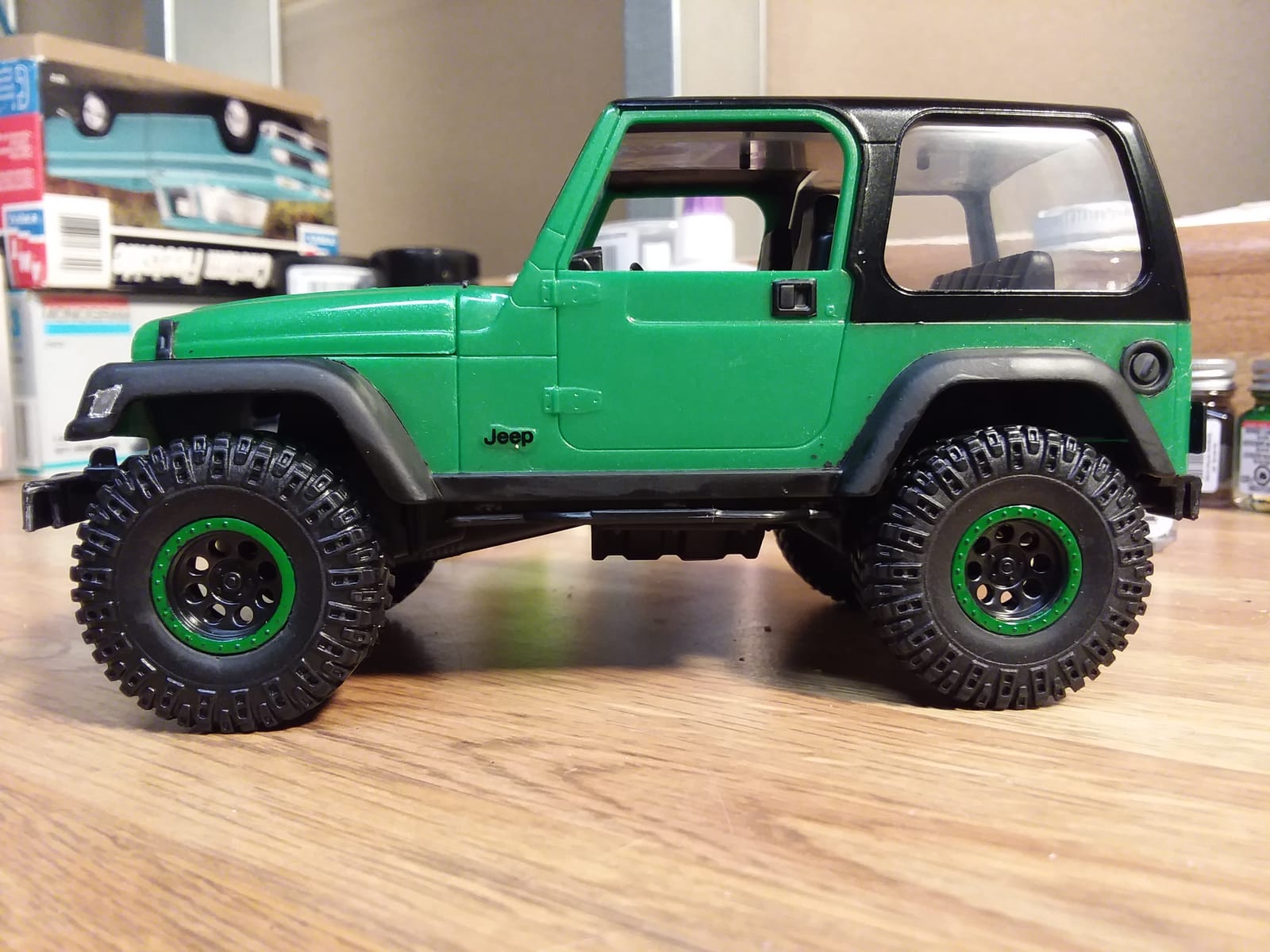 Revell SnapTite Build & Play 04 Jeep Wrangle Rubicon Model Kit customer photo 1