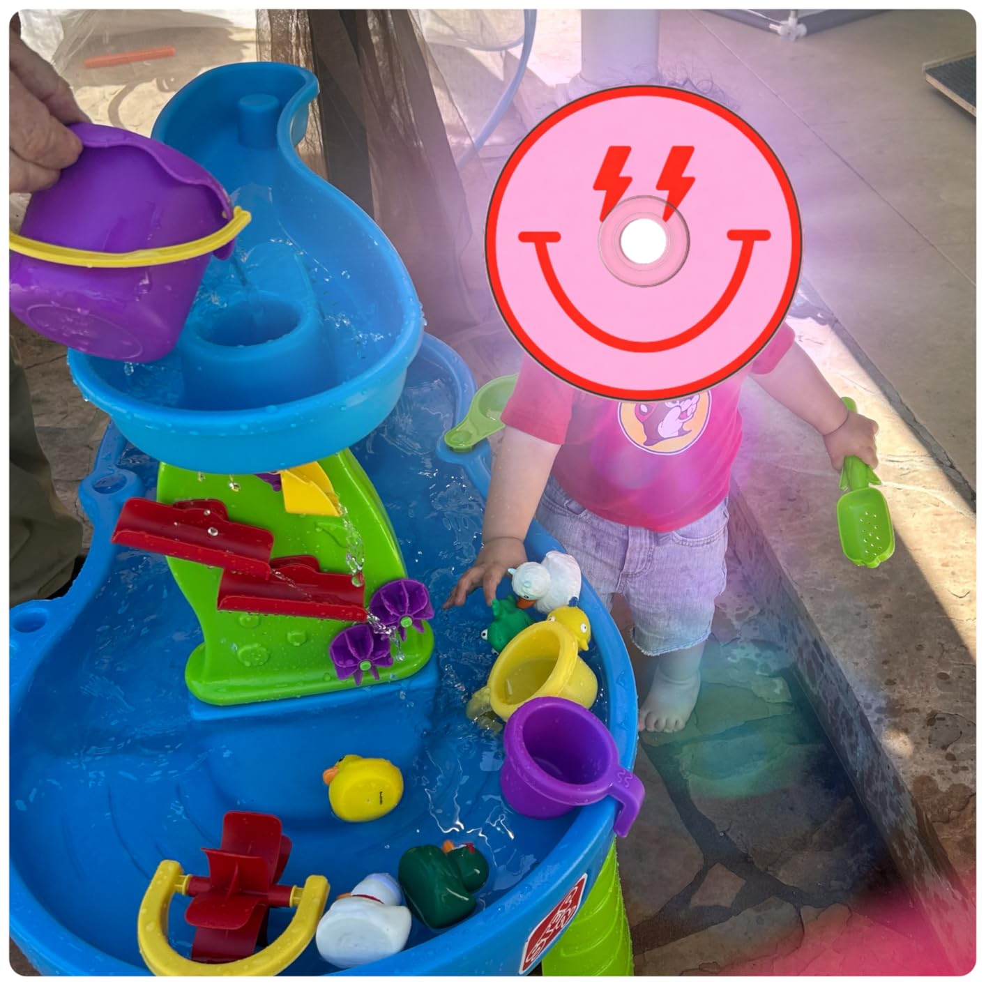 Step2 Rain Showers Splash Pond Toddler Water Table, Outdoor Kids Water Sensory Table, Ages 18+ Months, 13 Piece Water Toy Accessories, Blue & Green customer photo 1