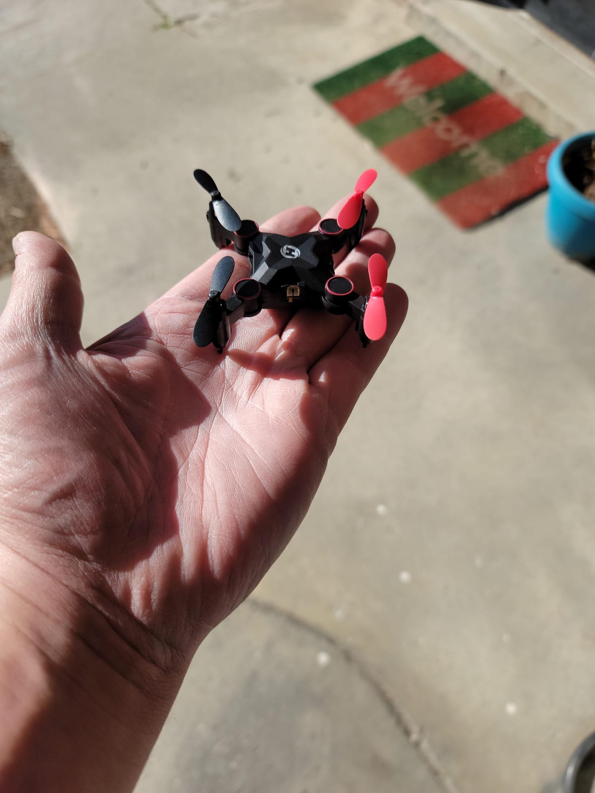 Holy Stone HS190 Foldable Mini Nano RC Drone for Kids Gift Portable Pocket Quadcopter with Altitude Hold 3D Flips and Headless Mode Easy to Fly for Beginners customer photo 1