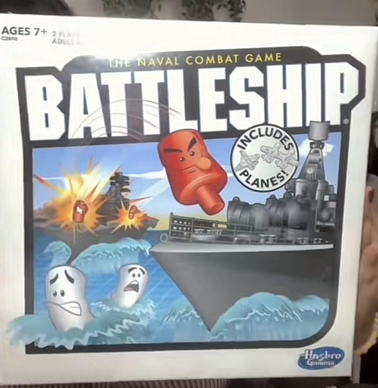 Hasbro Gaming Battleship with Planes Strategy Board Game for Ages 7 and Up (Amazon Exclusive) customer photo 2