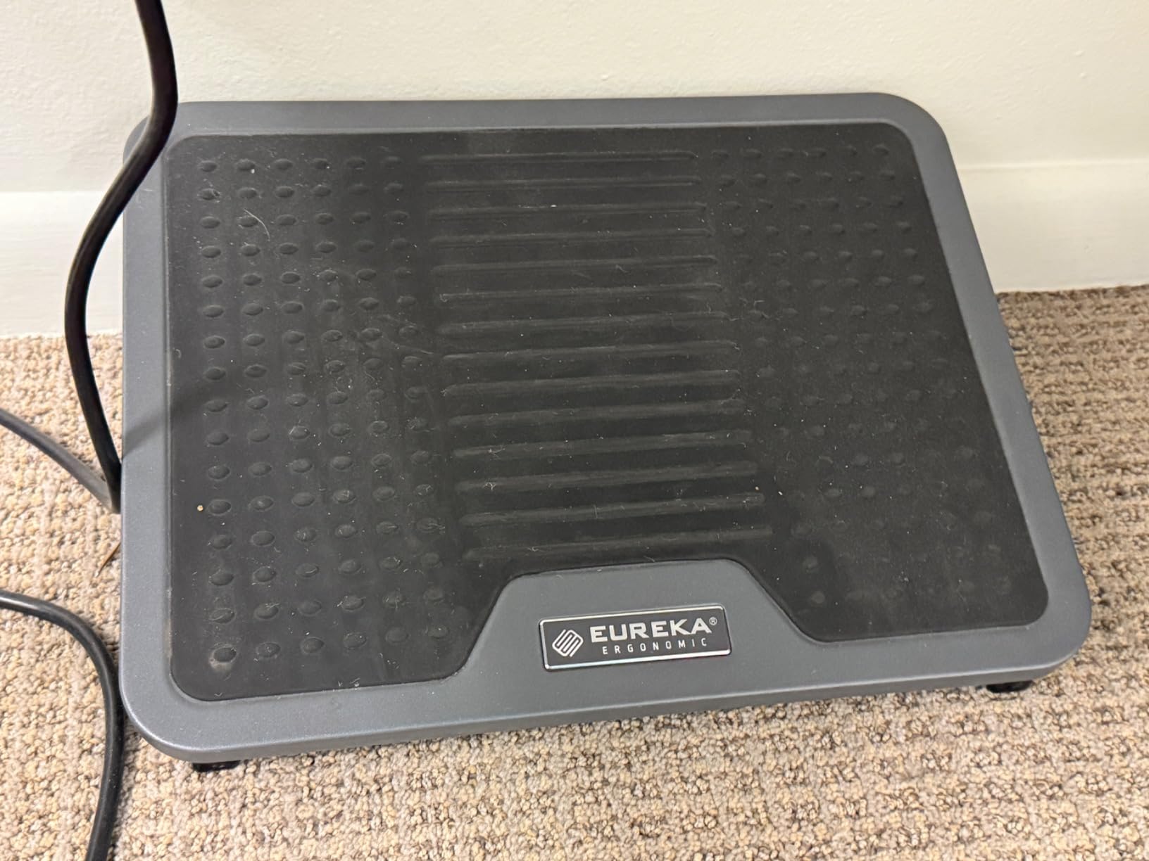 EUREKA ERGONOMIC Tilt Adjustable Footrest, Foot Rest for Under Desk at Work with Massage Surface, Office Foot Rest Under Desk with 20 Degree Tilt No Locking, Metal Frame customer photo 1