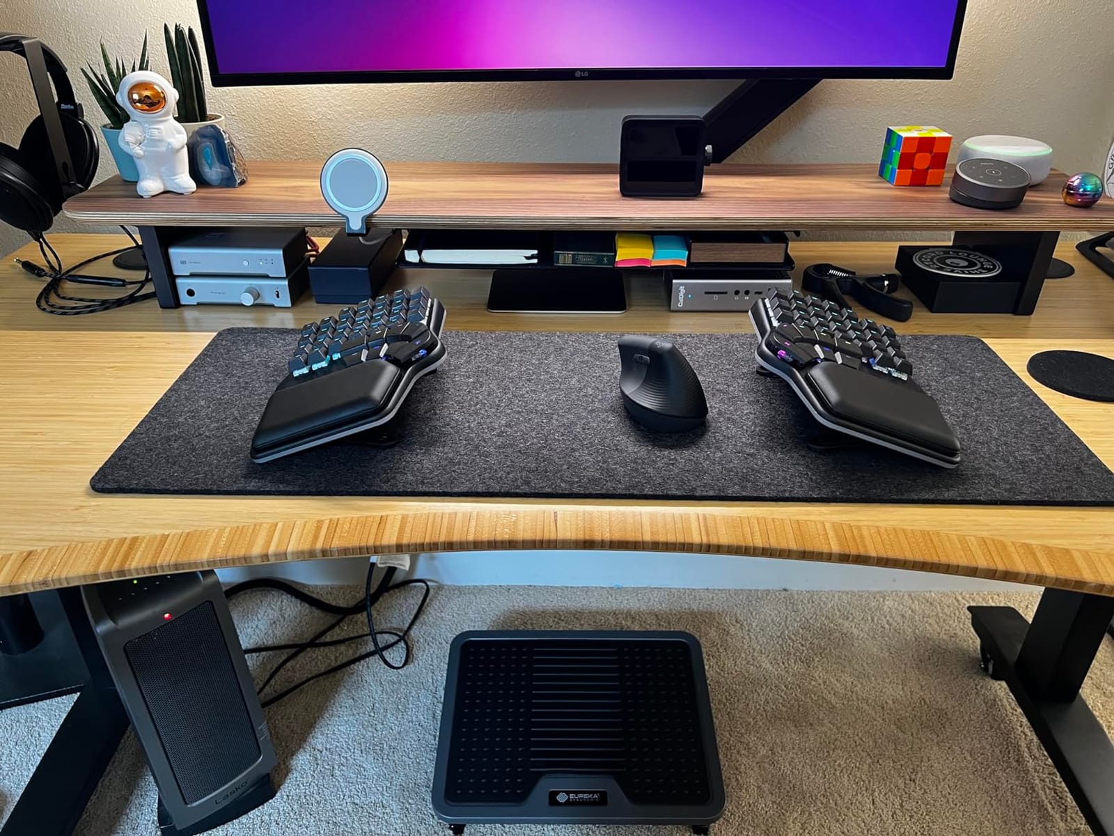 EUREKA ERGONOMIC Tilt Adjustable Footrest, Foot Rest for Under Desk at Work with Massage Surface, Office Foot Rest Under Desk with 20 Degree Tilt No Locking, Metal Frame customer photo 2