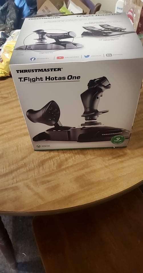 Thrustmaster T-Flight Hotas One Flight Stick & Throttle - XBOX & PC customer photo 1