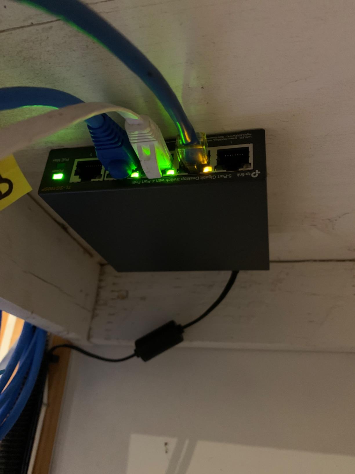 TP-Link TL-SG1005P, 5 Port Gigabit PoE Switch, 4 PoE+ Ports @65W, Desktop, Plug & Play, Sturdy Metal w/ Shielded Ports, Fanless, QoS & IGMP Snooping customer photo 1