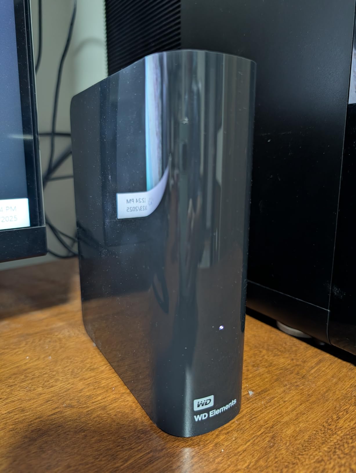 Western Digital 8TB Elements Desktop External Hard Drive, USB 3.0 external hard drive for plug-and-play storage - Western DigitalBWLG0080HBK-NESN, Black customer photo 1