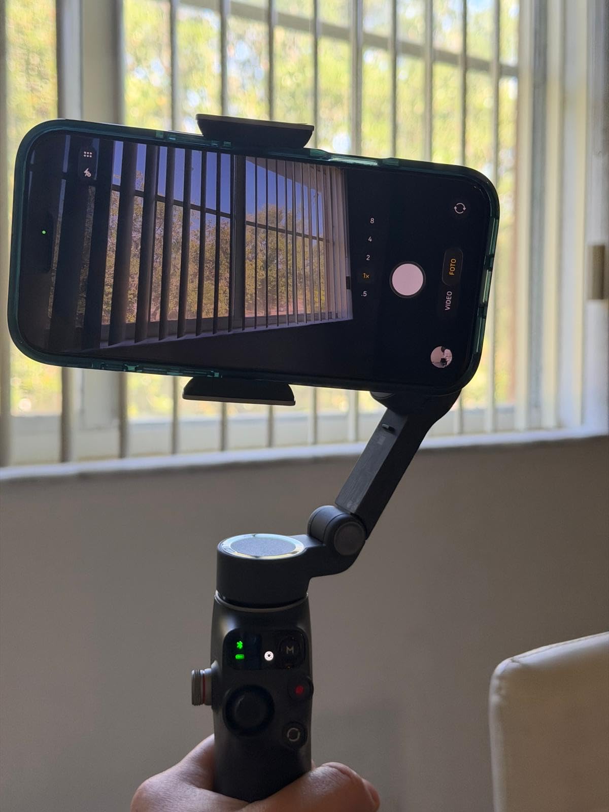 DJI Osmo Mobile 7P Gimbal Stabilizer for iPhone & Android, Native Tracking customer photo 2