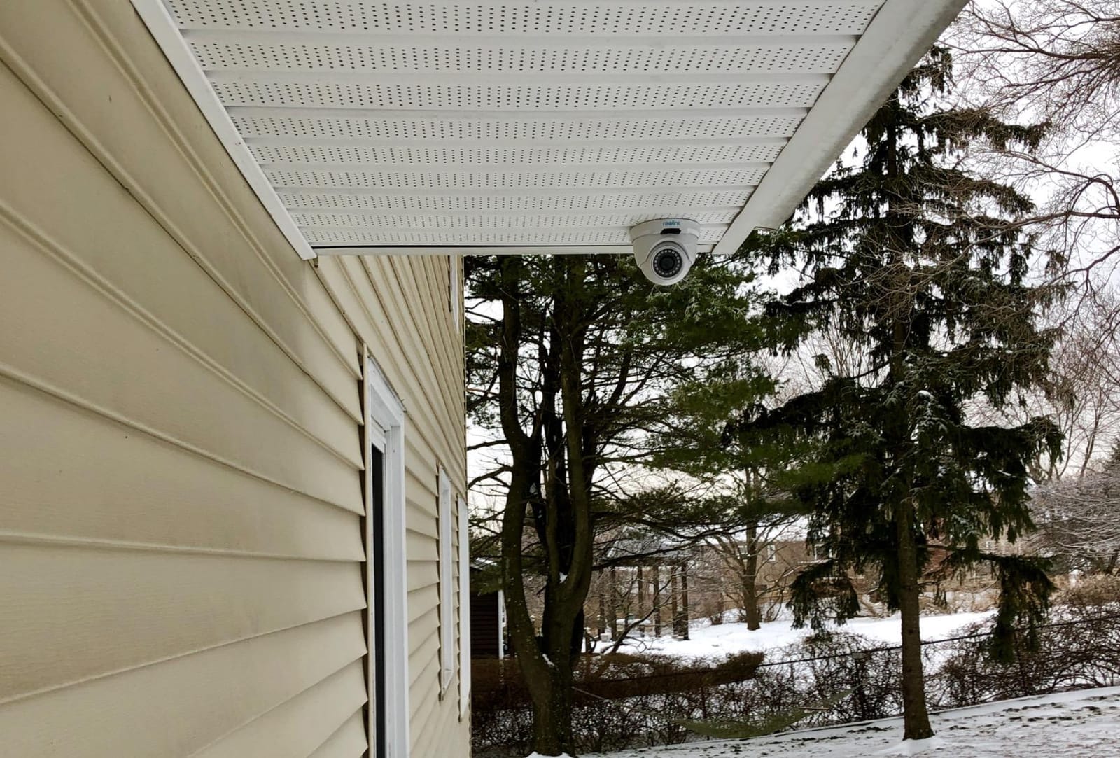REOLINK 5MP 8CH Home Security Camera System with 2TB HDD RLK8-520D4-5MP customer photo 2