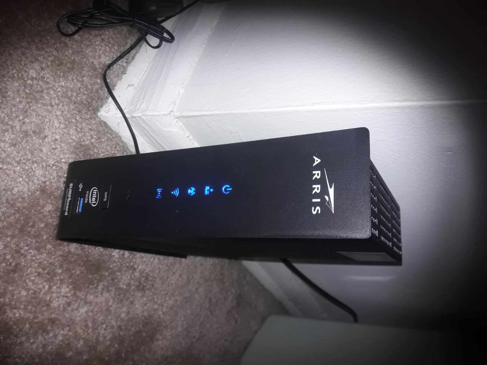 ARRIS (SBG7600AC2) - Cable Modem Router Combo - DOCSIS 3.0 & AC2350 WiFi, [Check with your provider for compatibility]Four 1 Gbps Ports , 800 Mbps Max Internet Speeds customer photo 1