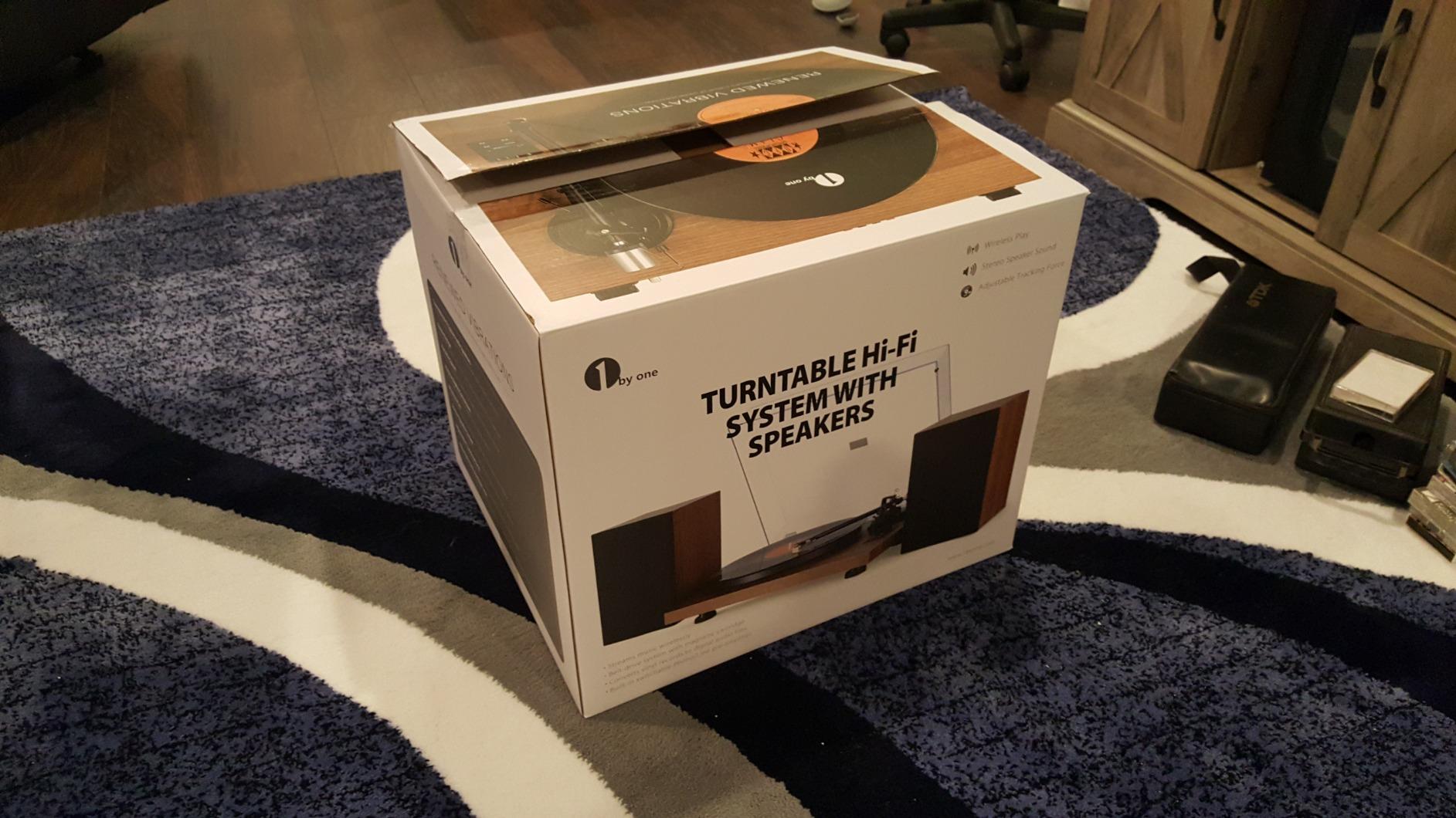1 BY ONE Bluetooth Turntable HiFi System with 36 Watt Bookshelf Speakers customer photo 2