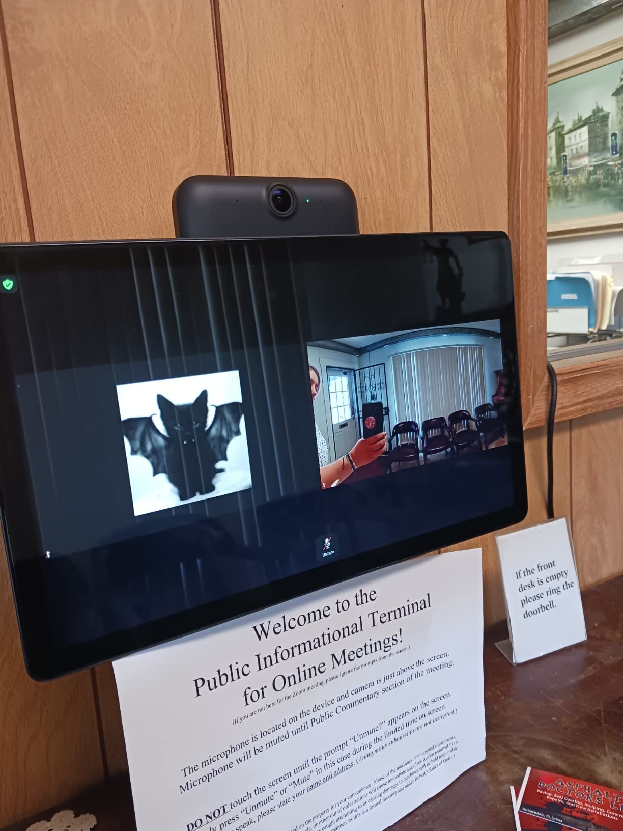 Facebook Portal Plus - Smart Video Calling 15.6” Touch Screen Display with Alexa – Black (Gen 1) customer photo 2