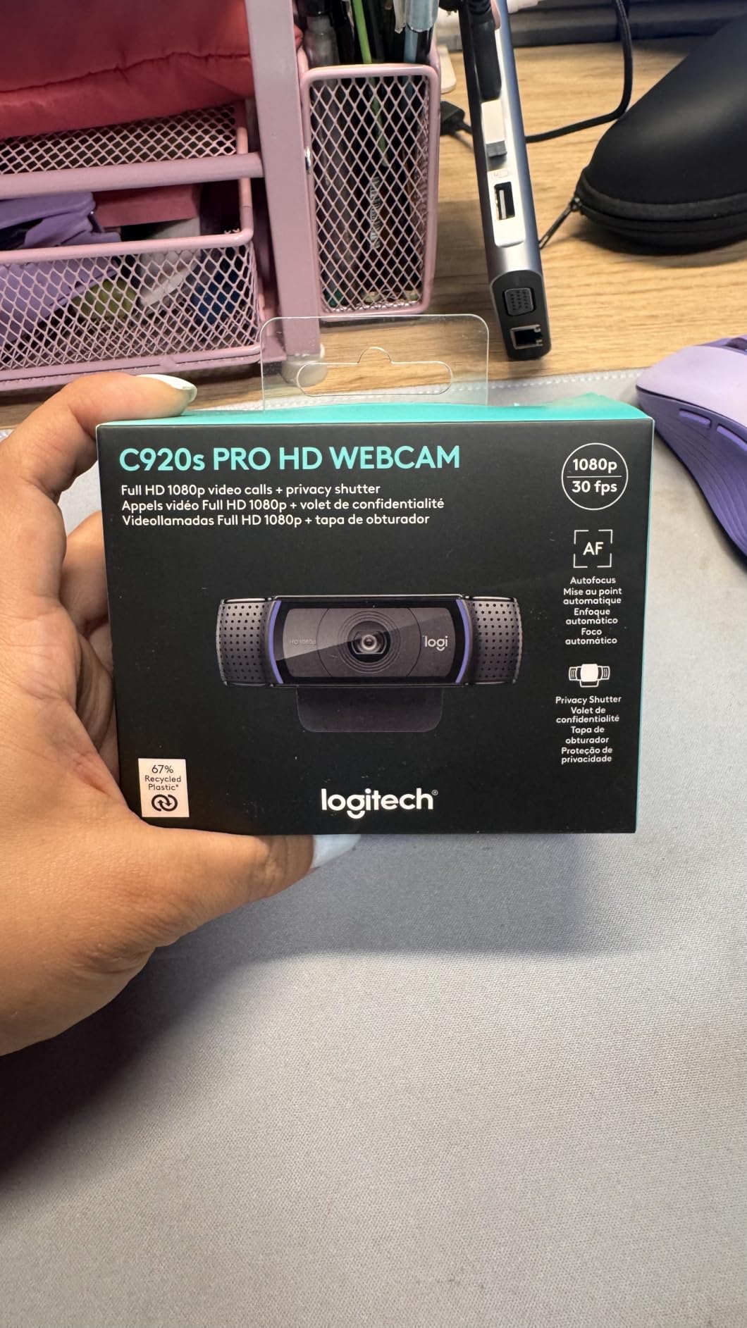 Logitech C920S HD Pro Webcam Full 1080p/30fps Video Calling Clear Stereo | 30fps video calling, clear stereo audio, light correction, works with Skype, Zoom, FaceTime, Hangouts, PC, Mac, laptop customer photo 2