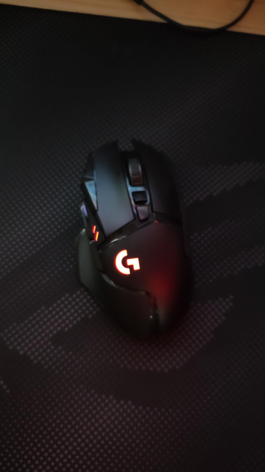 Logitech G502 Lightspeed Wireless Gaming Mouse - Black customer photo 1