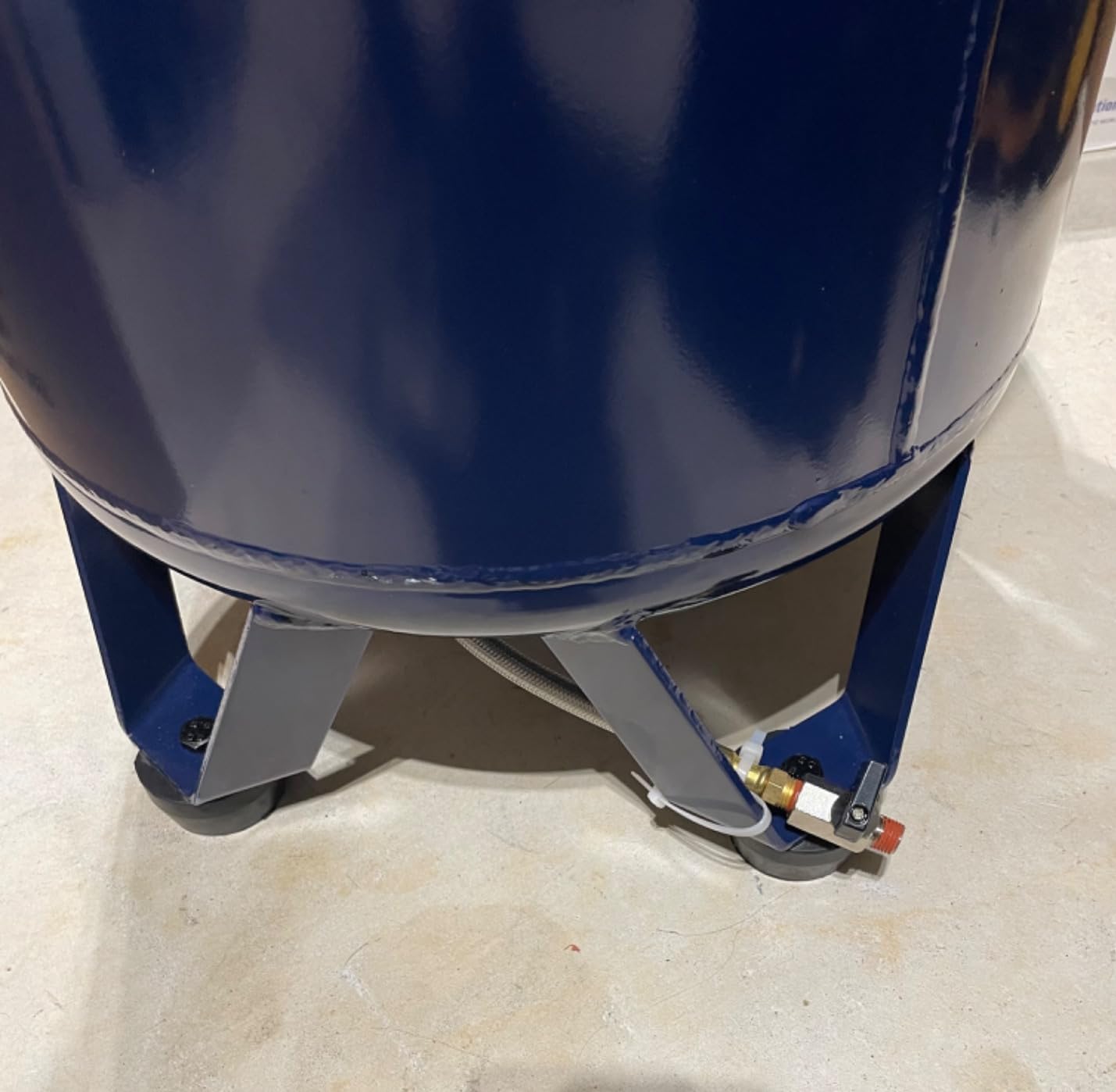 Stealth 20 Gallon Ultra Quiet Air Compressor,1.8 HP Oil-Free Peak 150 PSI 68 Decibel, 5.5 CFM @ 40 PSI 5 CFM @ 90 PSI Silent Long Life Electric Air Compressor W/Wheel for Garage customer photo 2