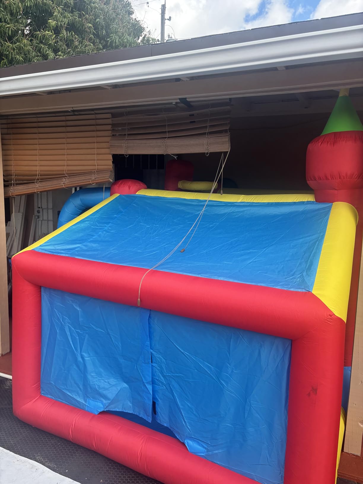 WELLFUNTIME Inflatable Bounce House with Blower customer photo 1