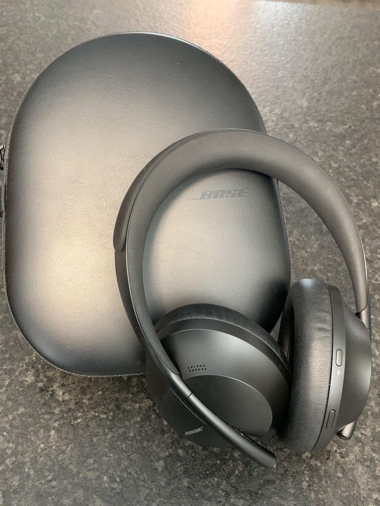 Bose Headphones 700, Noise Cancelling Bluetooth Over-Ear Wireless Headphones with Built-in Microphone for Clear Calls and Alexa Voice Control, Black customer photo 2