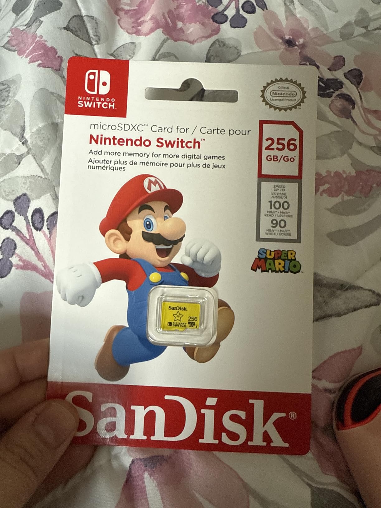 SANDISK 256GB microSD Card, Super Mario Super Star Edition, 3-Pack customer photo 1
