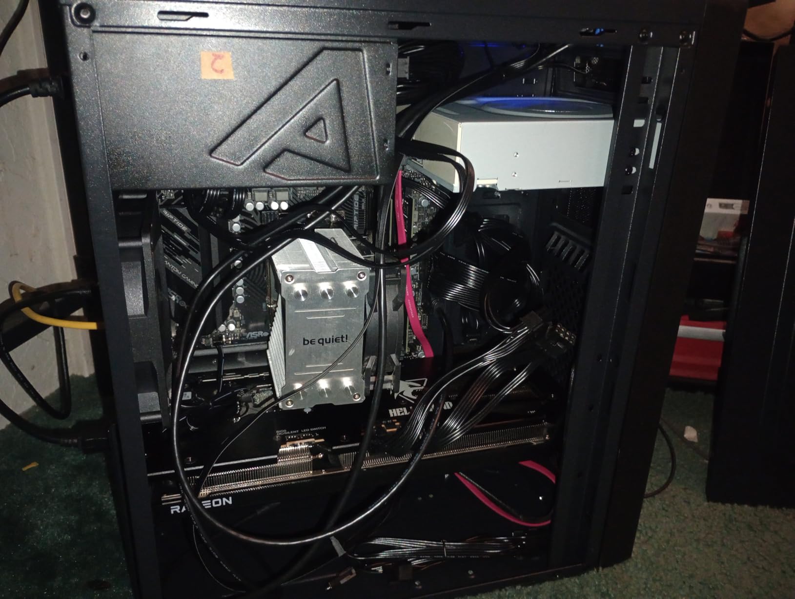 Zalman T6 ATX Mid Tower Computer PC Case, Pre-Installed 120mm Fan, 5.25 ODD, USB 3.0, Patterned Mesh Design, mATX ITX for Gaming Workstation, Black customer photo 1