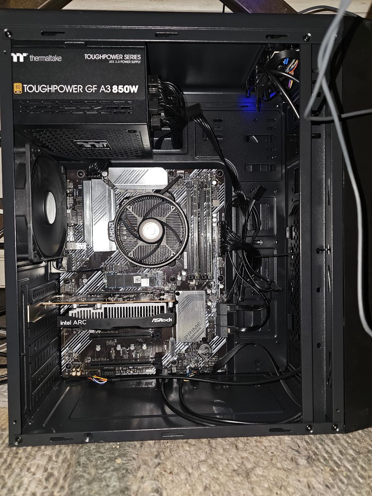 Zalman T6 ATX Mid Tower Computer PC Case, Pre-Installed 120mm Fan, 5.25 ODD, USB 3.0, Patterned Mesh Design, mATX ITX for Gaming Workstation, Black customer photo 2