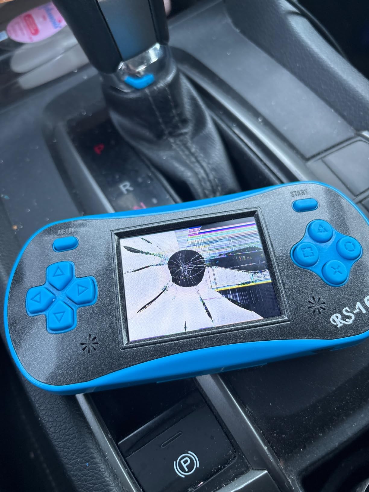 Handheld Game for Kids - FAMILY POCKET RS16 Portable Classic Controller 260 Game 2.5 inch LCD Retro Arcade Video Game System Children's Birthday Gift (Blue) customer photo 2