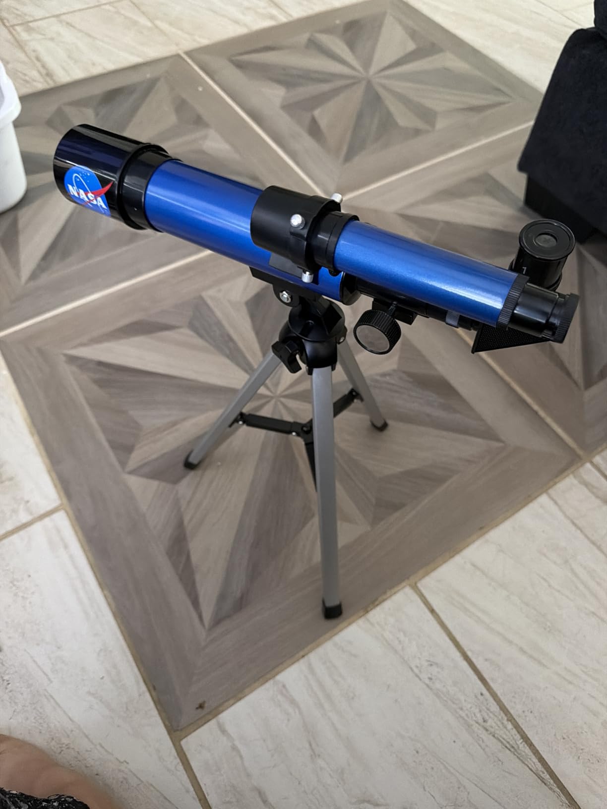 NASA Lunar Telescope for Kids Ages 8-12 with Tripod and Finder Scope customer photo 1