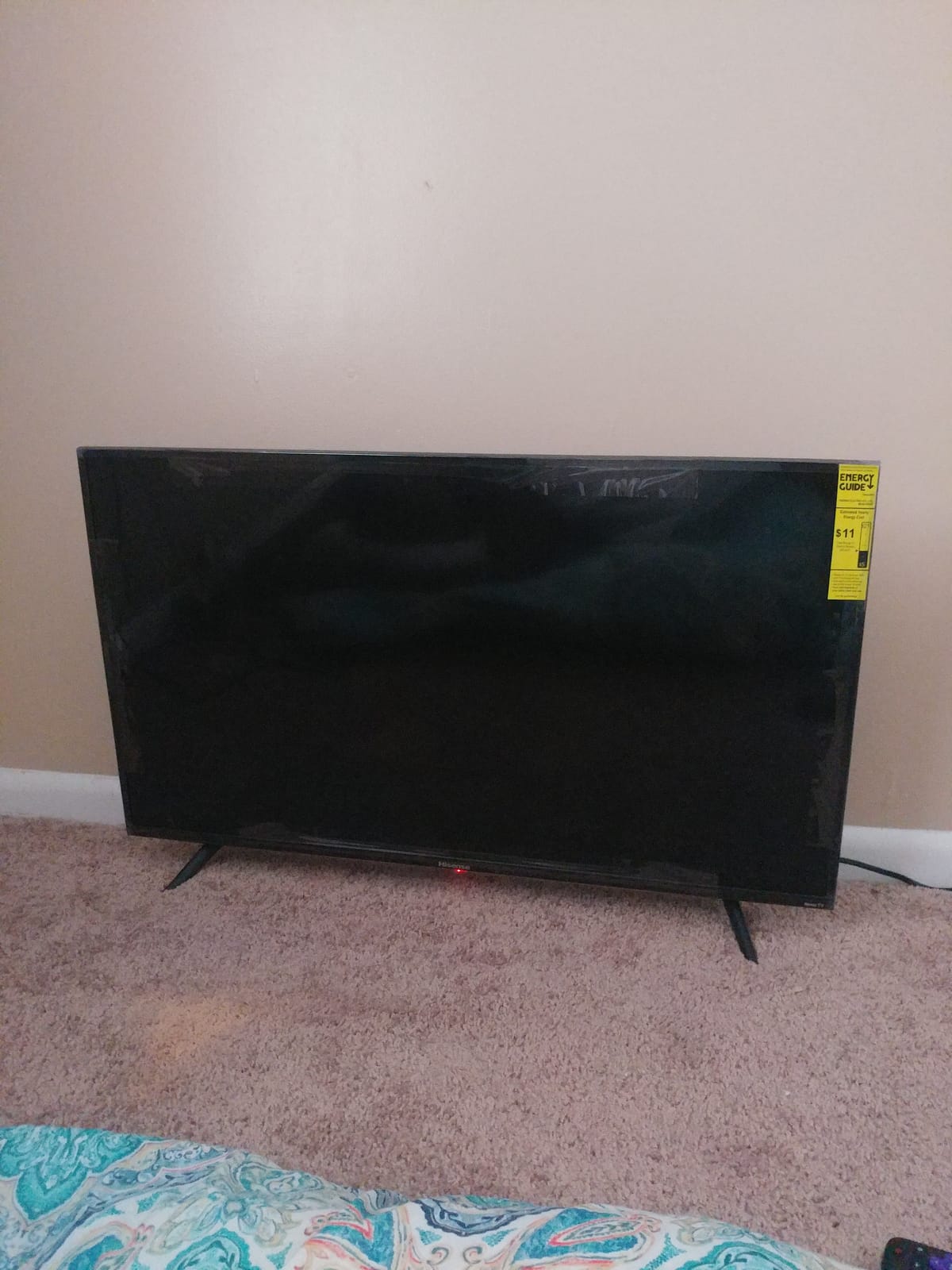 Hisense 32-Inch Class H4 Series LED Roku Smart TV with Alexa Compatibility (32H4F, 2020 Model) customer photo 2