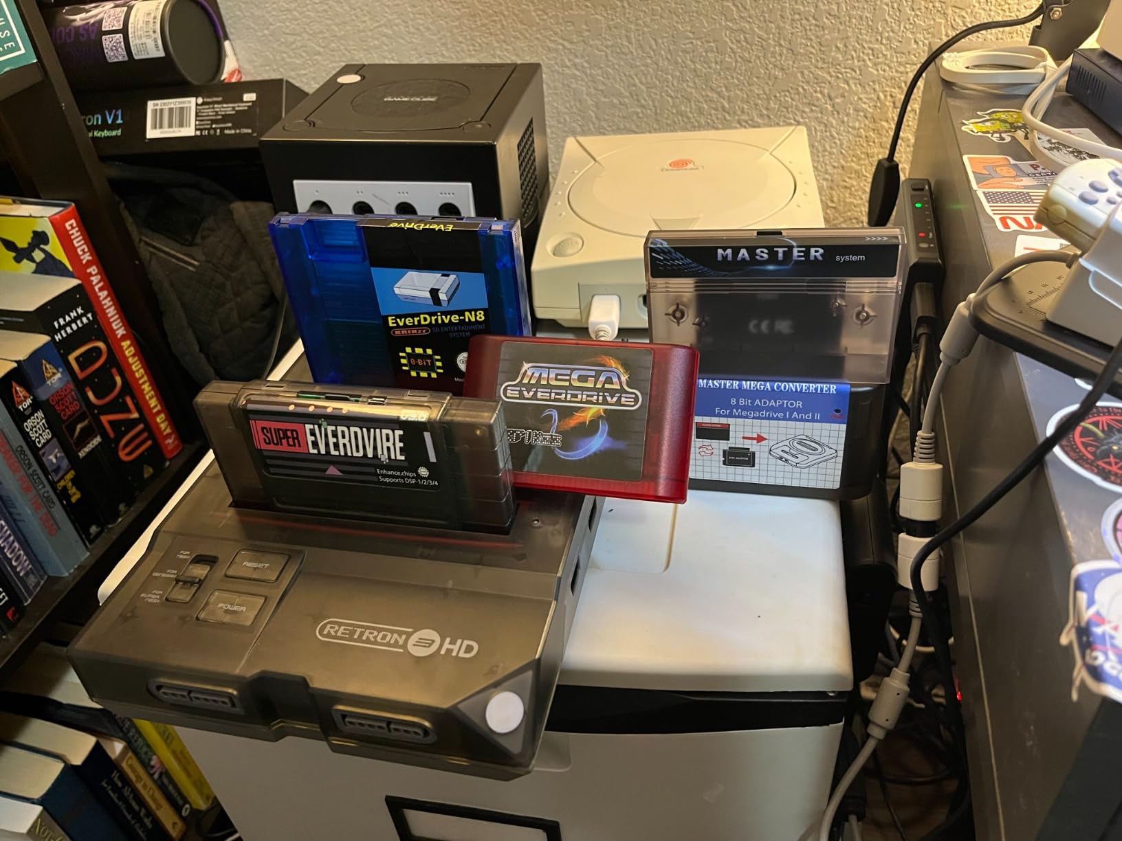 Hyperkin RetroN 3 HD 3-in-1 Retro Gaming Console for NES, Super Famicom, and Genesis/Mega Drive (Space Black), M03888-SB - Sega Genesis customer photo 2