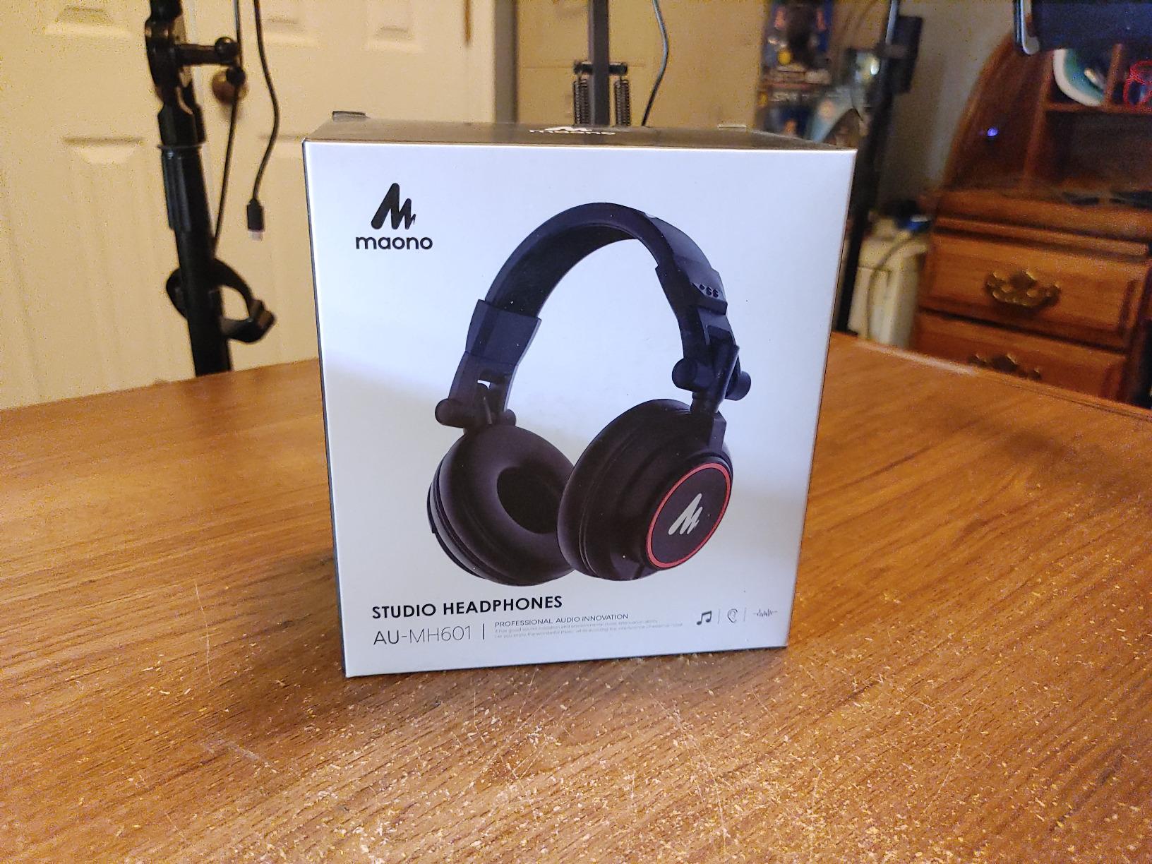 MAONO MH601 Wired Studio Headphone for Podcast Recording Stream DJ Mixing | Over Ear Headset with 50mm Drivers, Detachable 3.5mm/6.35mm Jack Cables for Audio Interface Mixer Microphone PC Monitoring customer photo 2