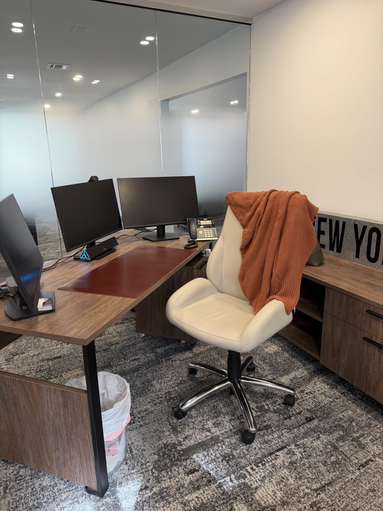 Nordik Leather Desk Mat - Pebble Black - Large Leather Desk Pad 35x17 in customer photo 2
