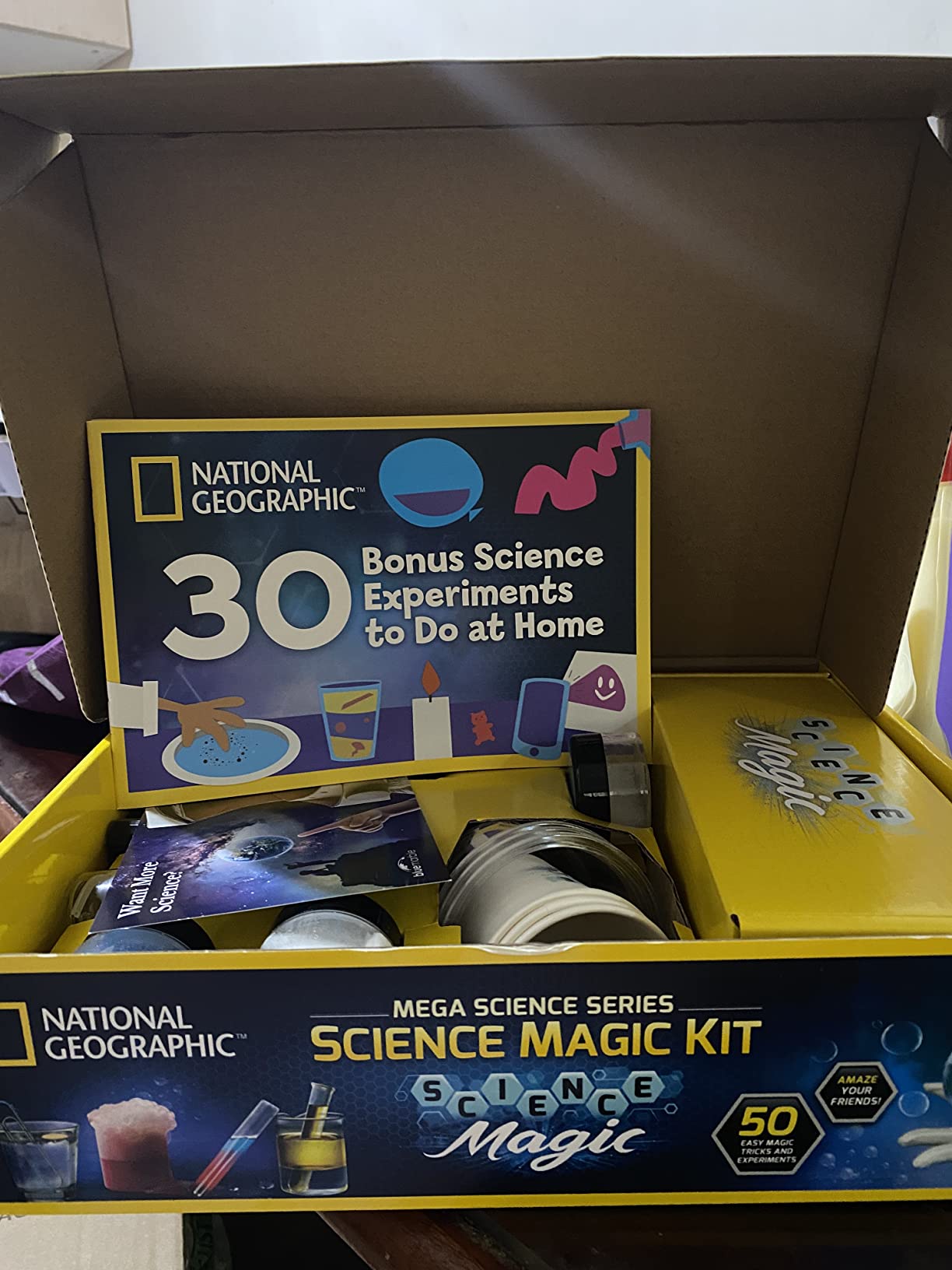 National Geographic Science Magic Kit with 100+ Experiments for Kids 8-12 customer photo 2