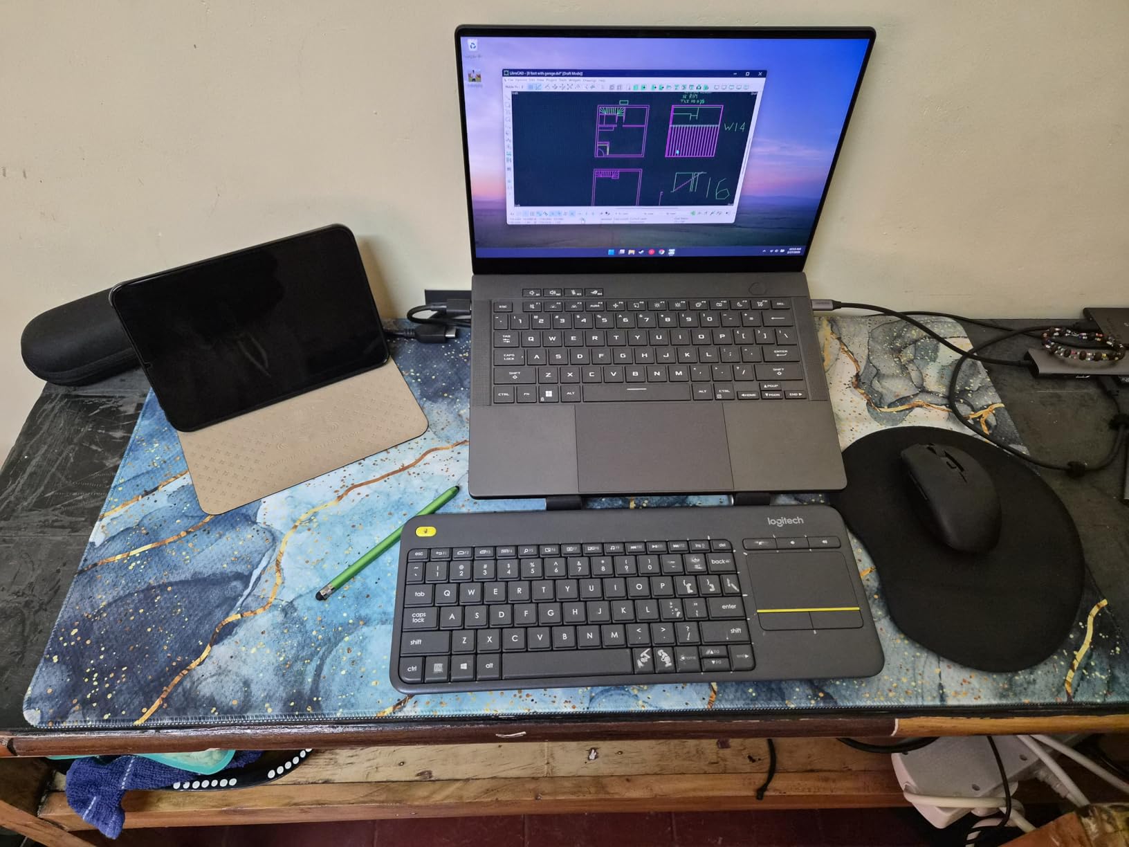 Large Extended Gaming Mouse Pad with Stitched Edges (31.5X15.7In) Mousepad customer photo 1