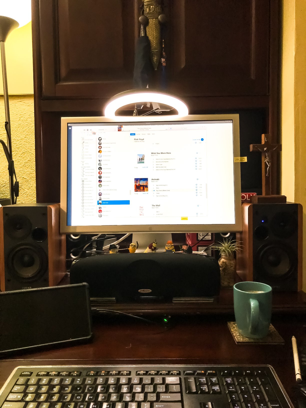 Edifier R1280DBs Active Bluetooth Bookshelf Speakers - Optical Input - 2.0 Wireless Studio Monitor Speaker - 42W RMS with Subwoofer Line Out - Wood Grain customer photo 2