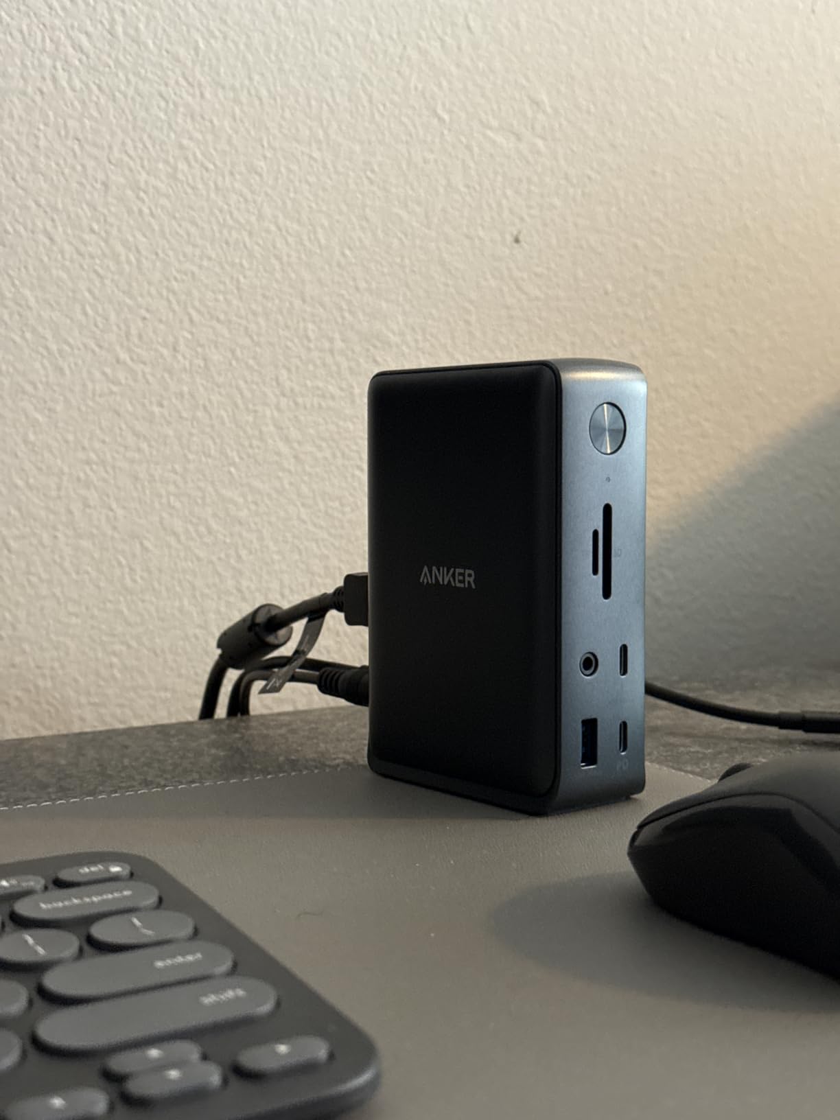 Anker Laptop Docking Station, 13-in-1 USB C Docking Station, Triple Display customer photo 1