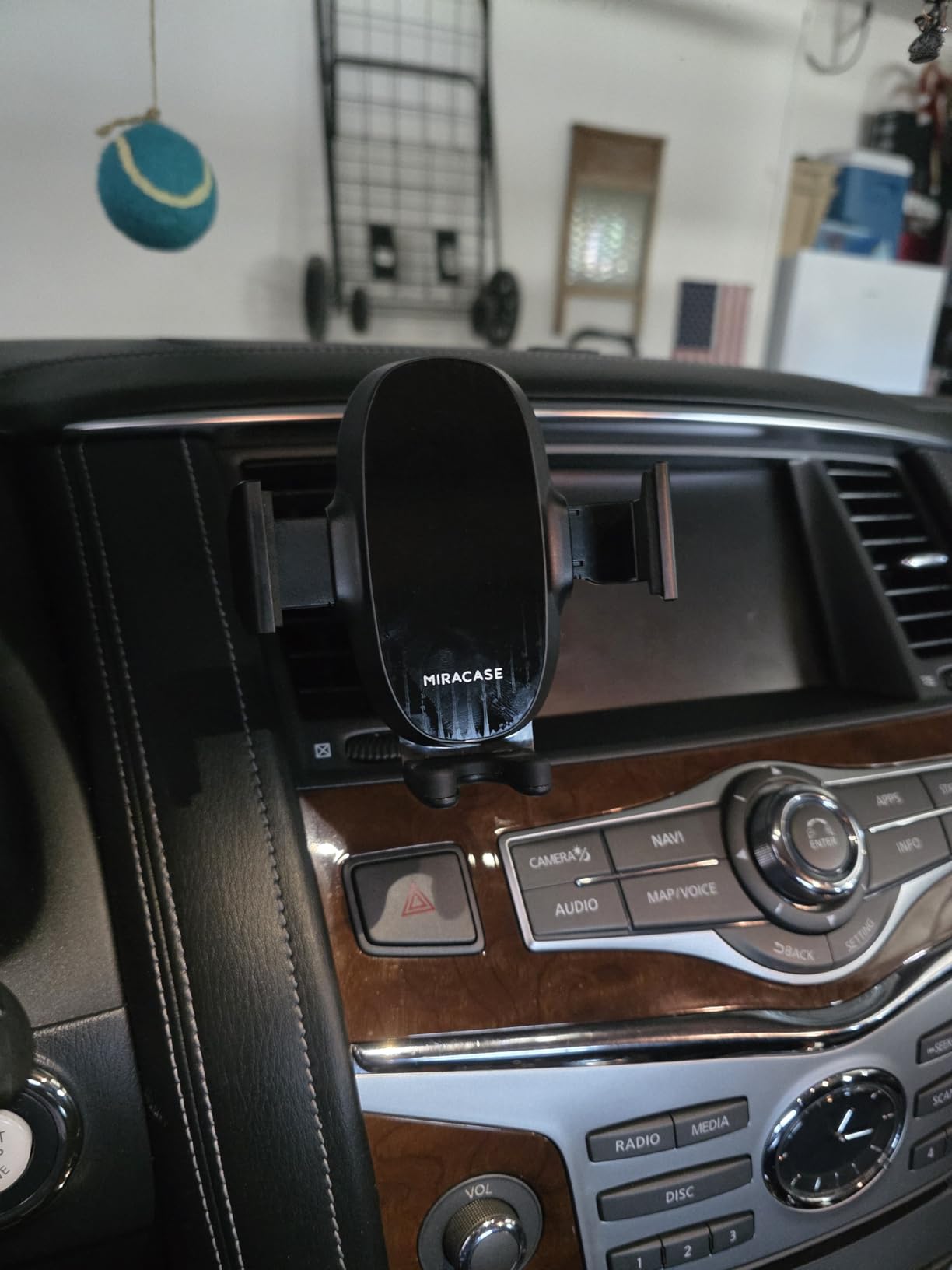 miracase Upgraded Wider Clamp Phone Holders for Your Car, Metal Hook Air Vent Car Mount [Thick Cases Friendly] Automobile Hands Free Compatible with iPhone 17/16/15/14/13 Series All Smartphone customer photo 2