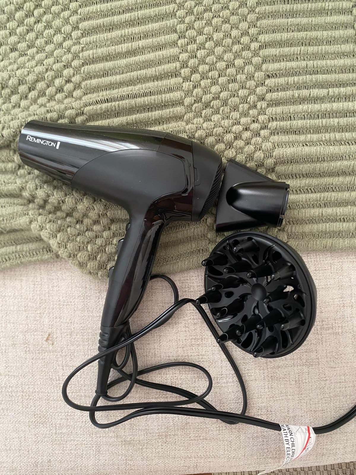 Remington Damage Protection Hair Dryer, Ceramic Ionic Technology customer photo 2