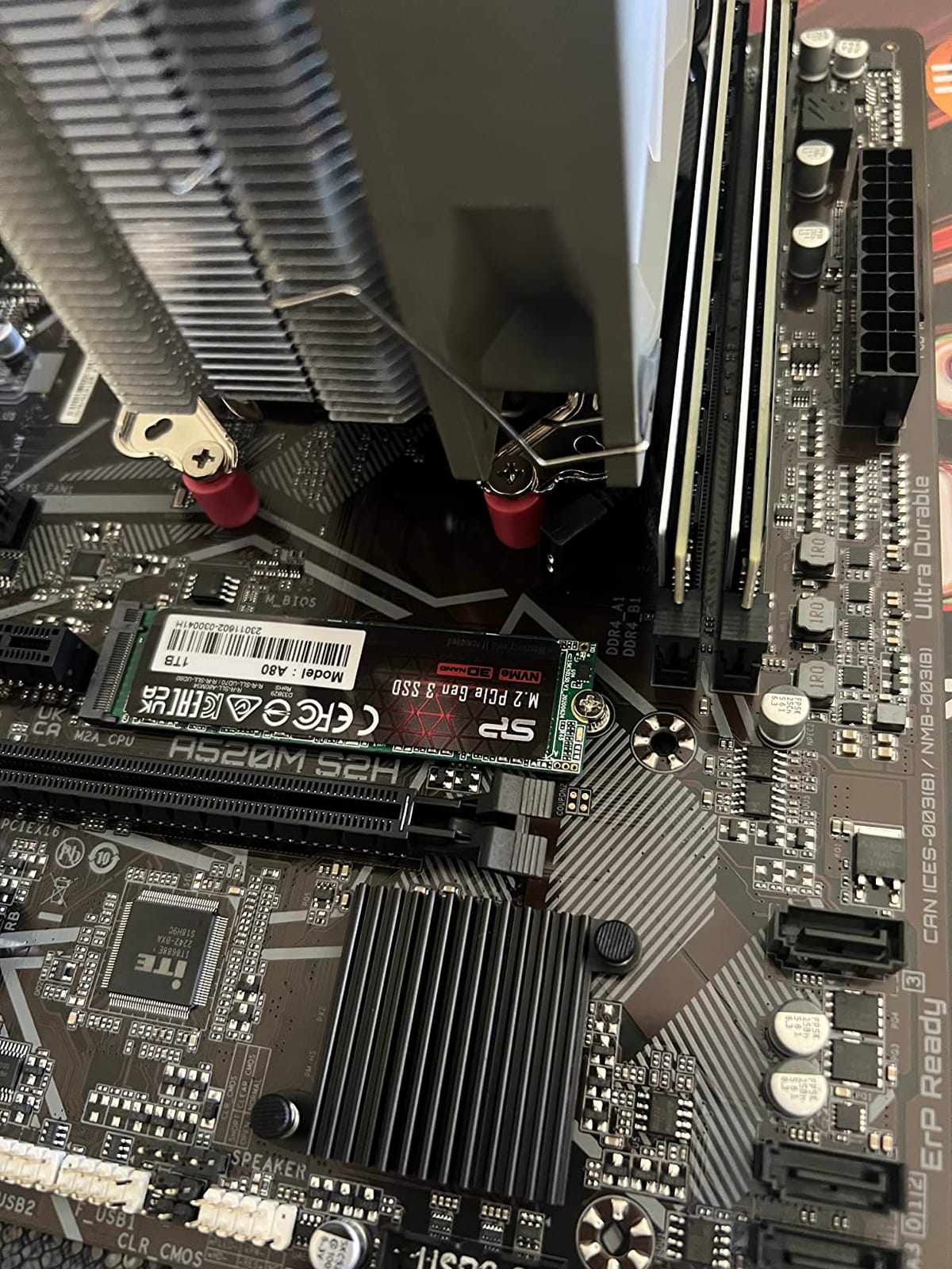 Gigabyte A520M S2H (AMD Ryzen AM4/MicroATX/4+3 Phases Digital PWM/Gigabyte Gaming GbE LAN/NVMe PCIe 3.0 x4 M.2/3 Display Interfaces/Q-Flash Plus/RGB Fusion 2.0/Motherboard) customer photo 2