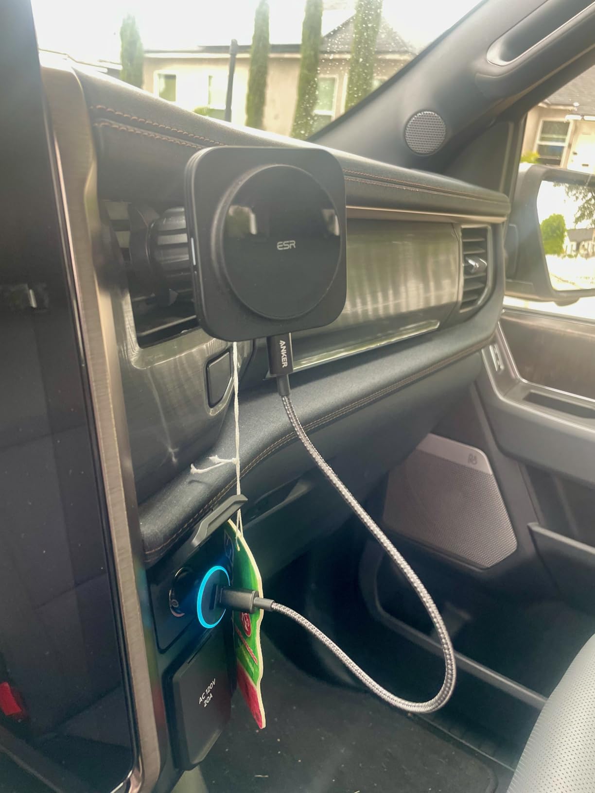 ESR for 15W MagSafe Car Mount Charger for iPhone 17-12, Samsung Galaxy S26 | Magnetic Wireless Car Charger, for MagSafe Car Charging, Air Vent Dashboard Phone Holder Mount, Fast Charging customer photo 2
