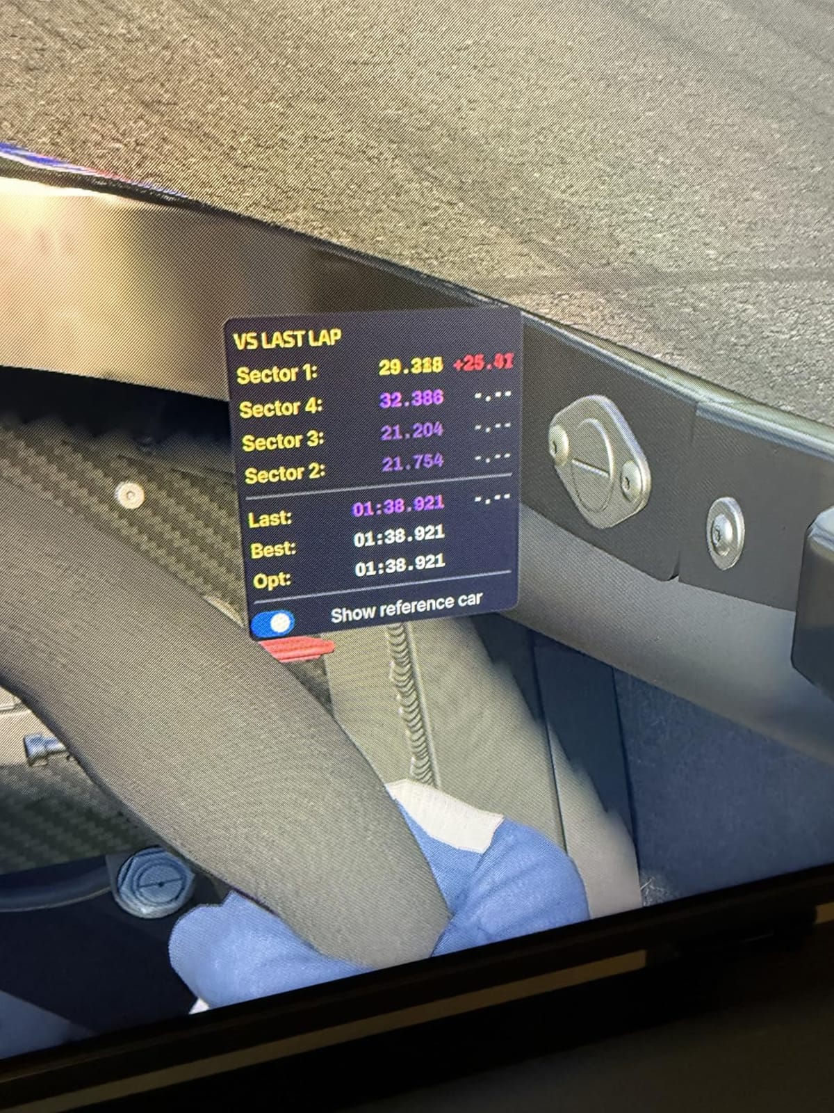 Logitech G PRO Racing Pedals Simulator with 100kg Load Cell Brake customer photo 1