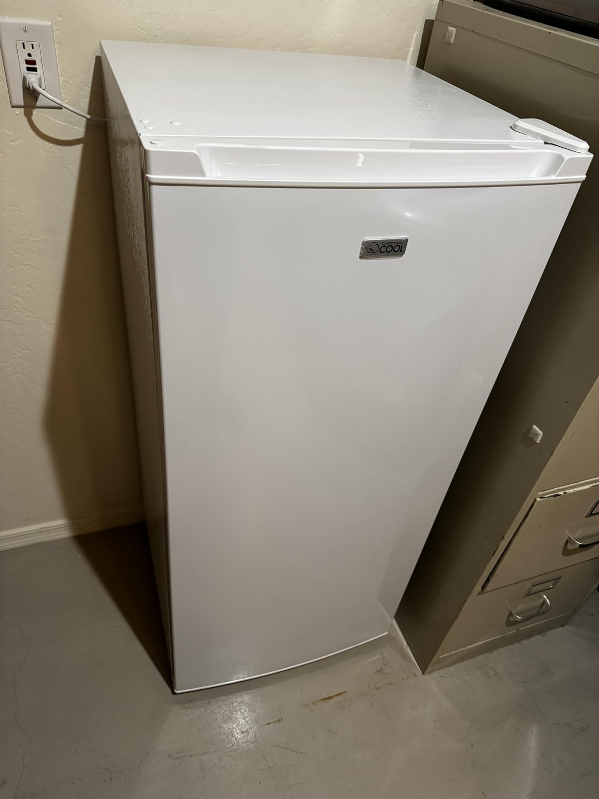 Commercial Cool 5.0 Cu. Ft. Upright Freezer, CCUL50W, White customer photo 2