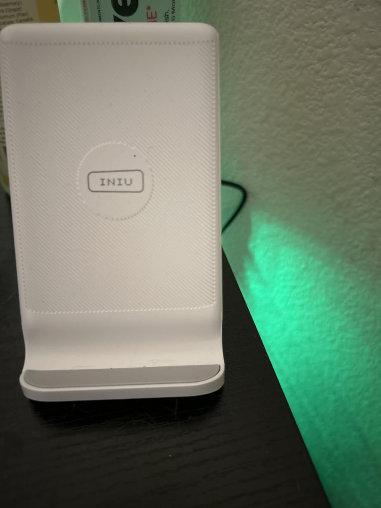 INIU Wireless Charger, 15W Fast Wireless Charging Phone Station with LED | Sleep-Friendly Adaptive Light, Exclusive Temp°Guard, Wireless Charging Station for iPhone 17 16 Pro Max, Samsung S25 S24 etc customer photo 2