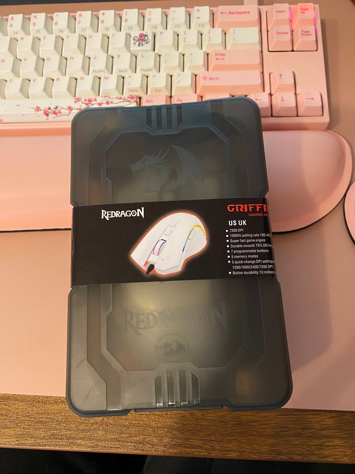 Redragon M602 Griffin RGB Gaming Mouse, Tri-Mode 2.4G/USB-C/Bluetooth Mouse Gaming, RGB Spectrum Backlit Ergonomic Mouse with 7 Programmable Backlight Modes up to 8000 DPI for Win PC Gamers (Wireless) customer photo 2