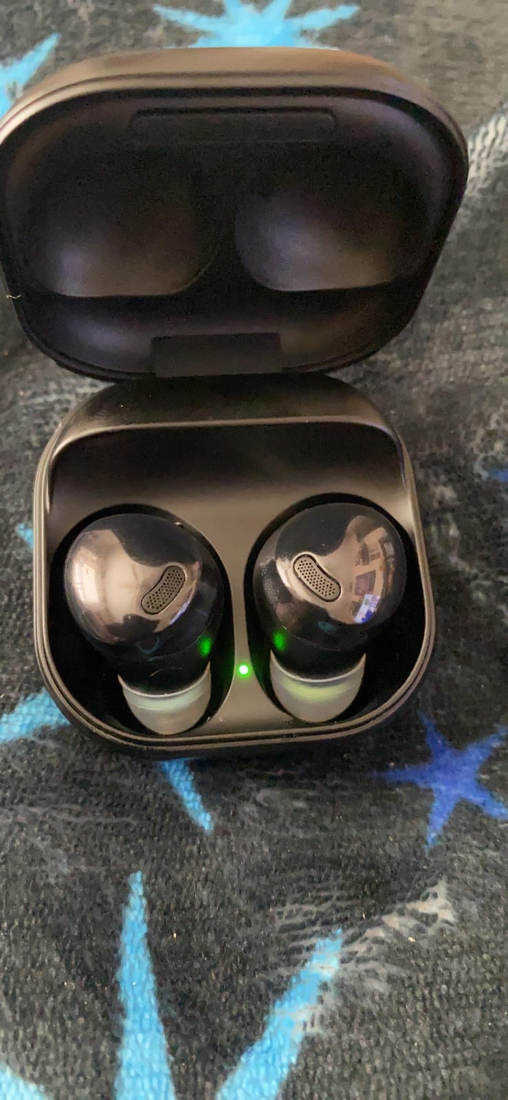 SAMSUNG Galaxy Buds Pro, Bluetooth Earbuds, True Wireless, Noise Cancelling, Charging Case, Quality Sound, Water Resistant, Phantom Black (US Version) customer photo 1