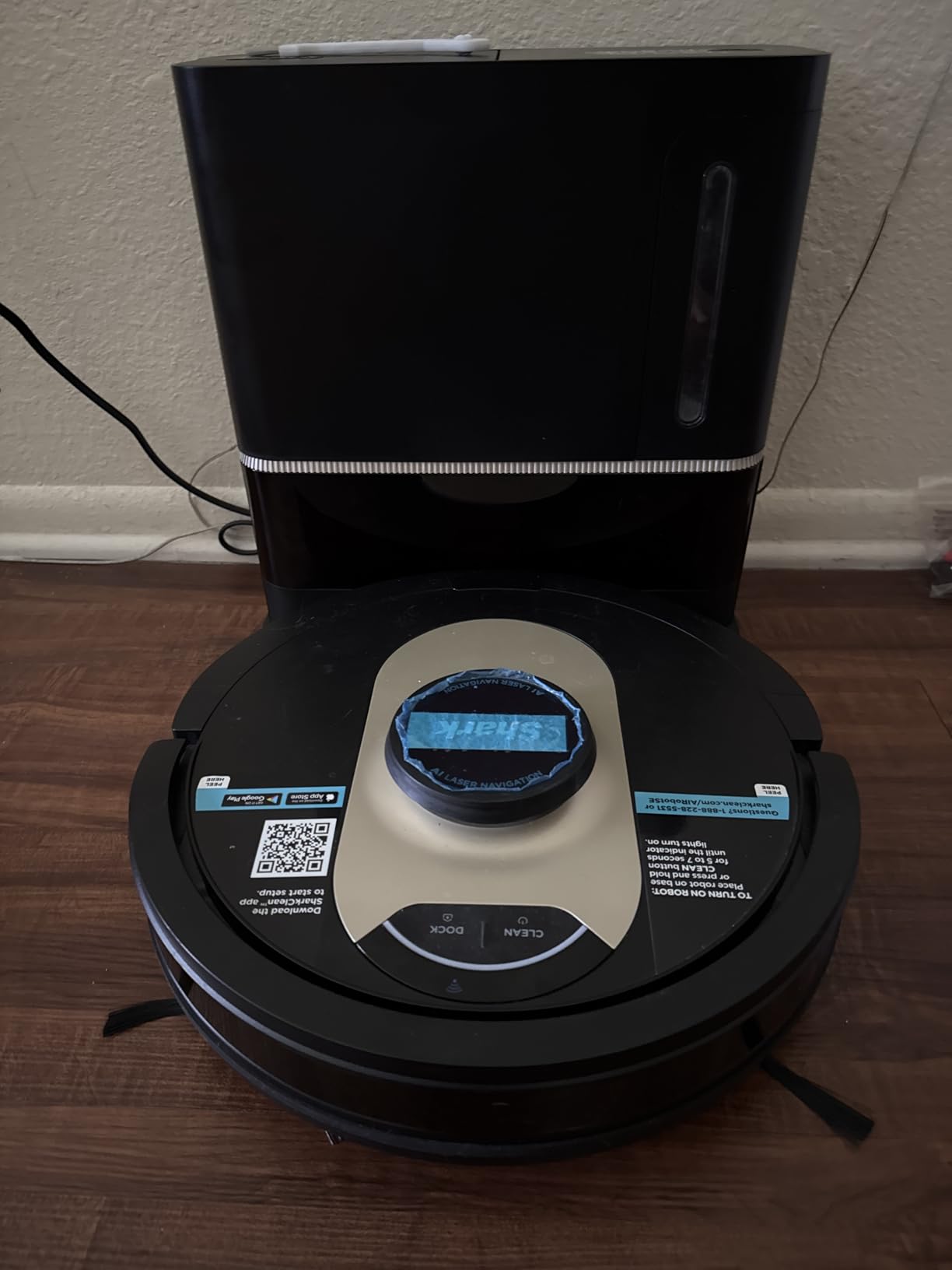 Shark AV2501AE AI Robot Vacuum with XL HEPA Self-Empty Base, Bagless, 60-Day Capacity, LIDAR Navigation, Perfect for Pet Hair, Compatible with Alexa, Wi-Fi Connected, Carpet & Hard Floor, Black customer photo 2