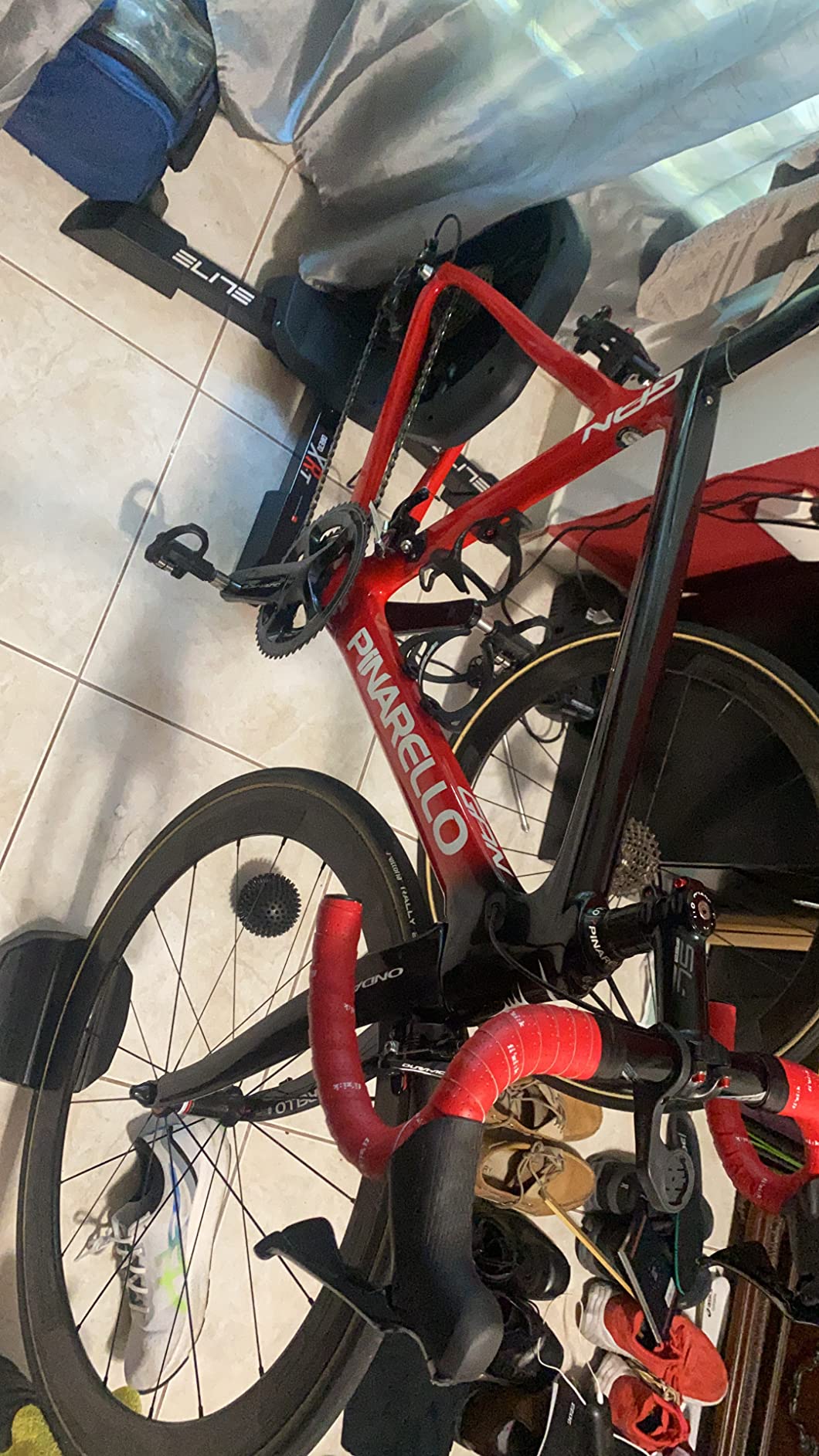 Elite Direto XR Interactive Smart Trainer – Available in Standard or Zwift Cog and Click Bundle – Direct Drive Turbo Trainer for Indoor Cycling customer photo 1